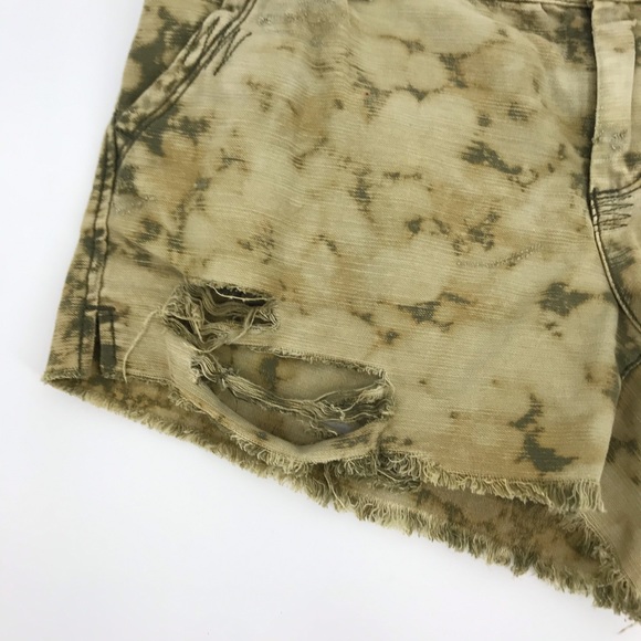Free People Shorts Distressed Green Tie Dye - Picture 4 of 7